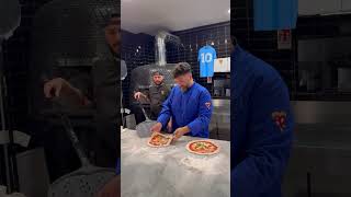 La vera pizza di Napoli Sapete come si chiama servita così vincenzocapuano pizza food [upl. by Traggat366]