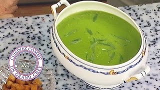 Soupe de petits pois dAlain Ducasse [upl. by Aset162]