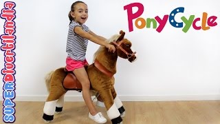 Andrea y su Poni de PonyCycle Caballo de juguete con ruedas Pony [upl. by Jacobina686]