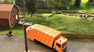 187 RC Garbage Truck [upl. by Yojal94]