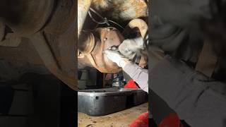 How to Remove Rear Differential cover in 60 seconds explorepage explore foryou ford [upl. by Ahsed]