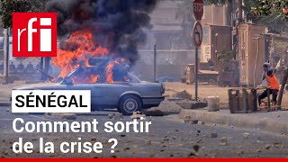 Sénégal « Tout scénario qui exclurait Sonko de la présidentielle serait porteur de violence » • RFI [upl. by Ellevehc813]