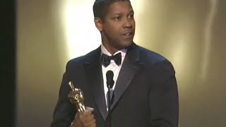 Denzel Washington Wins Best Actor  74th Oscars 2002 [upl. by Botnick]