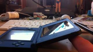 3DS Hinge vs DSi XL Hinge a fair amount of play is not unusual [upl. by Lidaa]