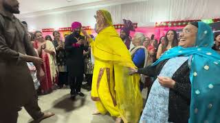 Noor Zora Gidha  Noor Art At Soho road Birmingham  Ultimate Bhangra  Boliyan ਬੋਲ਼ੀਆਂ [upl. by Costanzia]