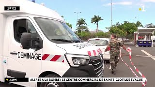 Une série d’alertes à la bombe à La Réunion [upl. by Anabel106]