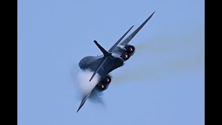 B 1 Bomber High Speed Pass With Vapors [upl. by Eceertal]