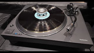 Technics Live Demos New SL1300G Turntable and New SCCX700 Wireless Powered Loudspeaker [upl. by Ecineg]