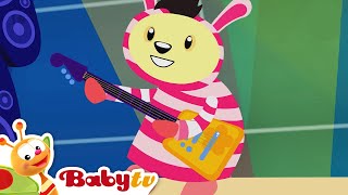 How Does a Guitar Go 🎸  The Picaro Show  BabyTV [upl. by Kooima]