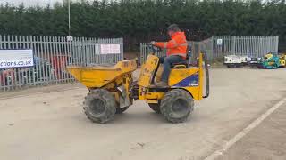 Thwaites 1 ton hi tip dumper [upl. by Nnaxor]