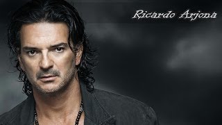 Así De Ilógico  Ricardo Arjona VideoLyric [upl. by Erik507]