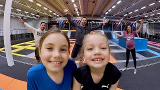 Själva på Yoump Trampolinpark VLOGG [upl. by Dal]