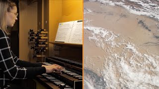 Cloud Fugue  Organist Anna Przybysz plays Bach Fugue F minor  clouds  Earth Movie Theater [upl. by Saimerej968]