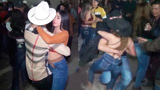 ASI se FESTEJA y BAILA en el RUCIO Villa de Cos [upl. by Nortad]