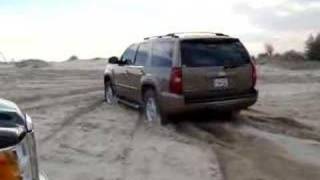 2007 tahoe z71 plaing in sand [upl. by Bekah]