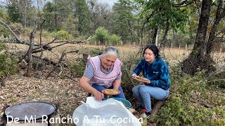 Alambre De Nopalitos En El Campo De Mi Rancho A Tu Cocina [upl. by Yarb]