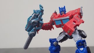 Transformers ROTB Beast alliance Optimus and Chainclaw [upl. by Maurita]