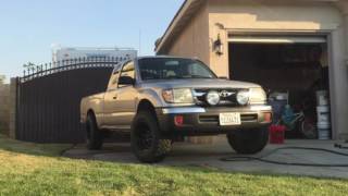 Lifted 2000 5Lug Toyota Tacoma [upl. by Tibbs]