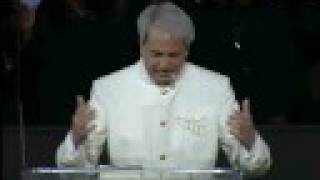 Benny Hinn Begins To Worship on Good Friday [upl. by Dukey]