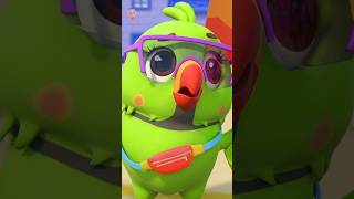 Main Tota Hare Rang Ka Kids Poem मैं तोता Hindi Cartoon viral trending birds kindergarten fun [upl. by Luapleahcim]