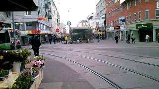 Straßenbahn Linie 67 Reumannplatz in Wien [upl. by Ingamar]