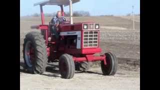 1975 International F1066 row crop tractor for sale  sold at auction April 10 2013 [upl. by Lunneta]