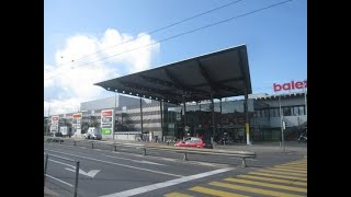 Centro Comercial Balexert Vernier canton de Geneve Suiza con una superficie comercial Migros [upl. by Treborsemaj]