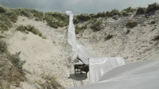 Woman in the Dunes by Tomoko Mukaiyama [upl. by Aelat16]