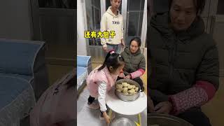 The Father And Daughter Took Away All The Cabbage And Steamed Buns From Grandma funny cutebaby [upl. by Derraj]