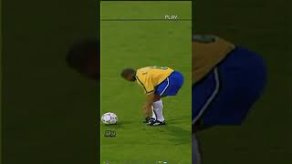 Heres Roberto Carlos secret during free kicks ⚡ [upl. by Grinnell208]