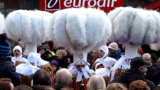 Les Gilles de Binche a Amiens [upl. by Grizelda]