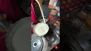 Poormans Pancake Khanom Thangtaēk in A Thai Festival [upl. by Verney268]