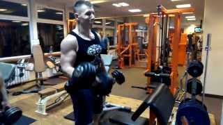 Power Day Uginanie biceps hantle 275kg [upl. by Berget]