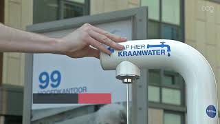 Boze medewerkers Waterbedrijf hangen spandoeken op [upl. by Apthorp]