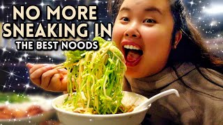 VIETNAMESE SPICY BEEF NOODLES Bún Bò Huế  EGGS ROLLS  WINGS MUKBANG 먹방 EATING SHOW OMG [upl. by Airol]