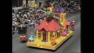 SAS10  1983 Adelaide Christmas Pageant  121183 [upl. by Ecinerev]