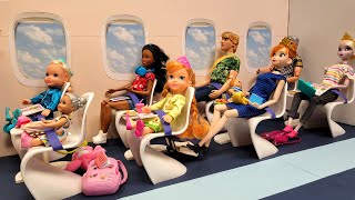 Airplane  Elsa amp Anna toddlers are flying on vacation  airport  Barbie dolls [upl. by Sandy]