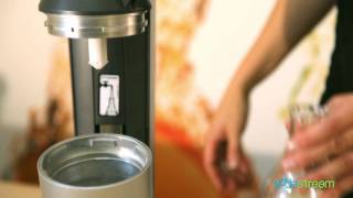 SodaStream  Installatie en gebruik Crystal frisdrankapparaat [upl. by Liebermann]