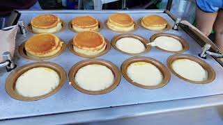 Japanese Cheesecake in the street of Manila Philippines [upl. by Amilah]