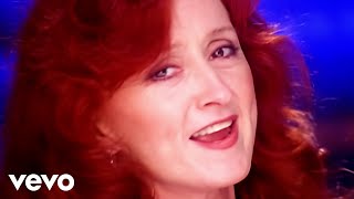 Bonnie Raitt  Love Sneakin Up On You [upl. by Harbour]