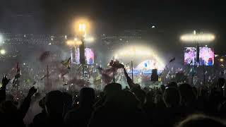 COLDPLAY  VIVA LA VIDA  GLASTONBURY FESTIVAL  2024  PYRAMID STAGE [upl. by Ikilisav692]