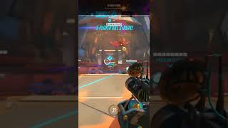 Aiming is overrated Just look down and you get a double 😏🤭🤭🤭 overwatch2 highlights junkrat [upl. by Hahnert]