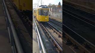 Schienenschleifzug im Einsatz für die Stuttgarter historische Straßenbahnen [upl. by Etterrag]