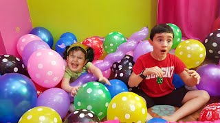 Celina and Hasouna balloons  حسونة وسيلينا بالونات [upl. by Vivica]