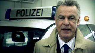 Personalrekrutierung Kantonspolizei BaselStadt 2009 mit Ottmar Hitzfeld [upl. by Salchunas]