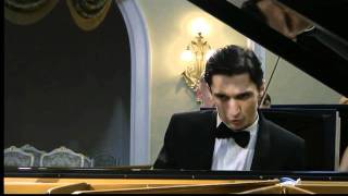 Alexander Romanovsky plays Rachmaninov Concerto No 3 [upl. by Refinnaj]