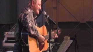 Aaron Wilburn sings quotthe Diet Songquot Live at the Brumley Gospel Sing [upl. by Lichtenfeld880]