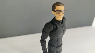 Mafex Spiderman Far From Home Stealth Suit [upl. by Kyte]