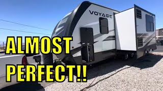 AMAZING travel trailer equipped almost PERFECTLYWinnebago Voyage 2427RB Travel trailer [upl. by Ecila116]