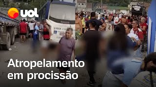 Microônibus atropela grupo em procissão e deixa mortos e feridos em PE [upl. by Aikem755]